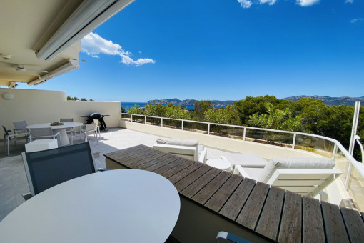 Apartment mit Panorama-Meerblick in Nova Santa Ponsa