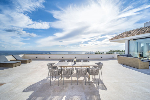 Dachterrasse mit Meerblick