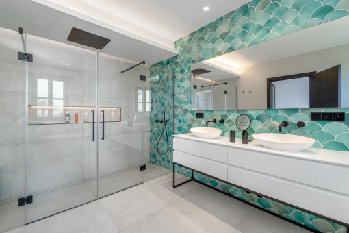 Modernes Badezimmer en Suite