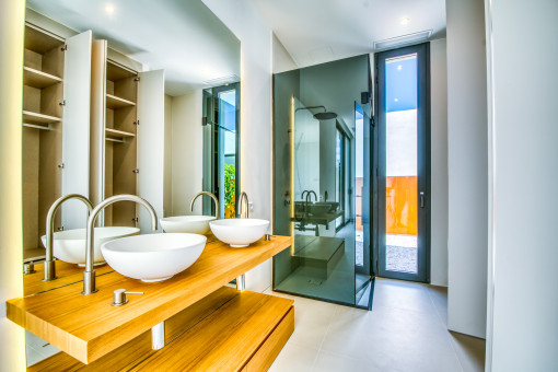 Modernes Badezimmer en Suite