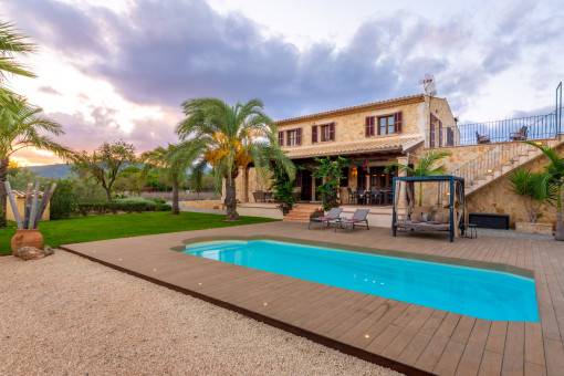 Luxuriöse Finca in Selva mit Ferienvermietlizenz und einer Pferdekoppel in traumhaft ruhiger Lage