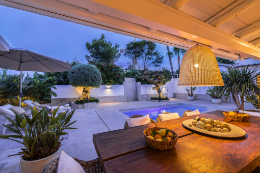 Sanierte Villa mit top Qualitäten, Swimmingpool und Weitblick auf das Meer in Sol de Mallorca