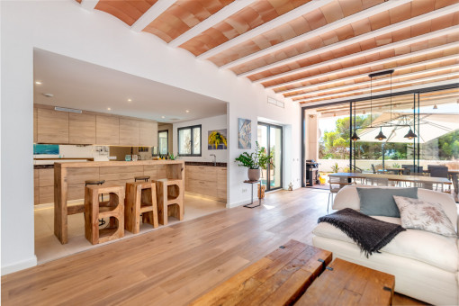 Eine traumhafte und neuwertige Maisonette-Wohnung mit Meerblick in Colonia de Sant Jordi