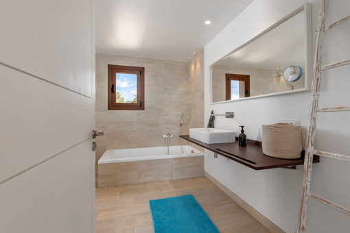 Badezimmer en  Suite