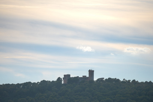 Blick bis zum Castillo Bellver