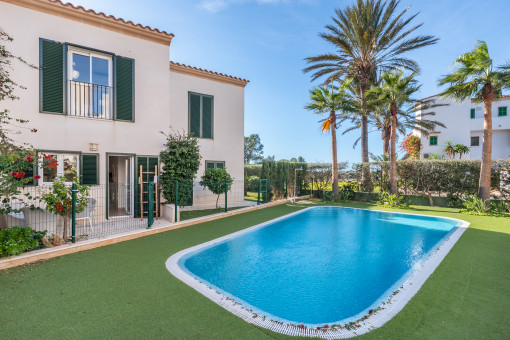 Traumhafte Maisonette-Wohnung mit Meerblick in Cala Santanyi