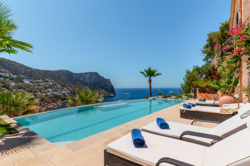 Traumvilla Eden Roc mit spektakulären Meerblick zur temporären Miete in Cala Llamp