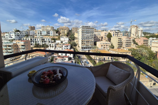 Bezaubernde Wohnung mit Meerblick und Gemeinschaftspool am Porto Pí temporär über den Sommer zu mieten